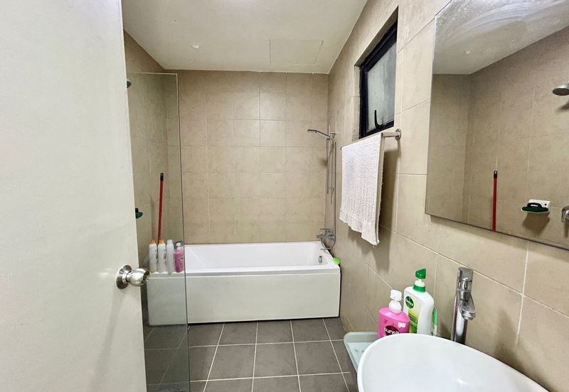 Dedaun Hijau (Greenfield Regency)