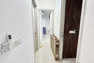 Dedaun Hijau (Greenfield Regency)