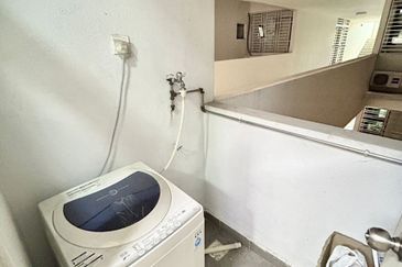 Dedaun Hijau (Greenfield Regency)