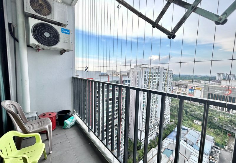 Dedaun Hijau (Greenfield Regency)