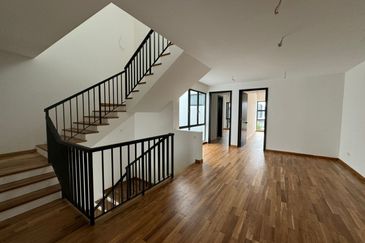 Senibong Cove Waterway Residences