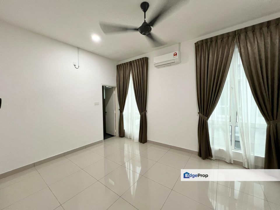 Double Storey Semi-D House in Taman Cahaya Kota Puteri Bandar Baru For Sale, Johor, Pasir Gudang