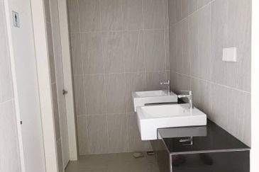 Eco Walk @ Senai 1.5 Storey Commercial Shoplot For Sale