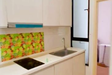 D'Summit Residences @ Kempas Utama