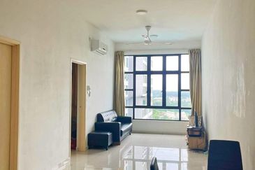 D'Summit Residences @ Kempas Utama