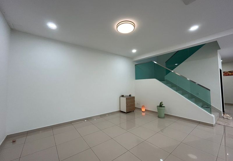 Viscosa @ Kempas Utama