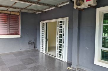 M'Tiara Apartment @ Larkin Idaman