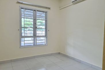 M'Tiara Apartment @ Larkin Idaman