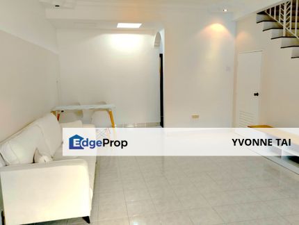 Double Storey House 4Bed 3Bath Partial Furnished , Johor, Skudai