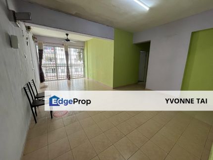 Putri Ria Apartment 3Bed 2Bath Partially Furnished, Johor, Masai