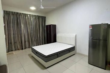 Dedaun Hijau (Greenfield Regency)