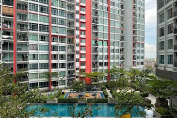 Dedaun Hijau (Greenfield Regency)