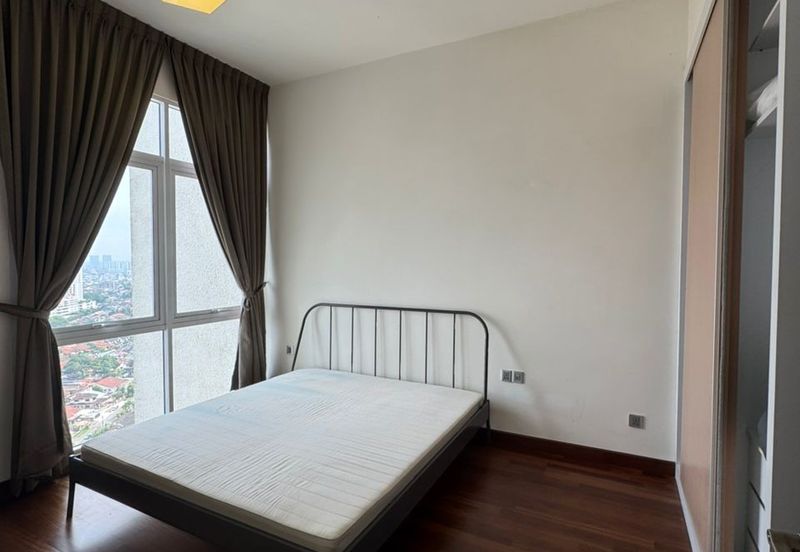 Paragon Suites @ CIQ