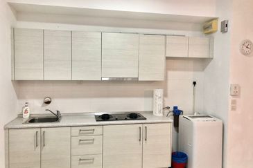 Dedaun Hijau (Greenfield Regency)