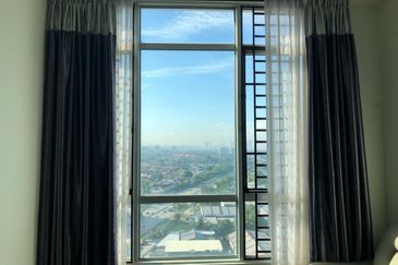 Dedaun Hijau (Greenfield Regency)