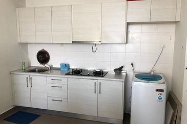 Dedaun Hijau (Greenfield Regency)