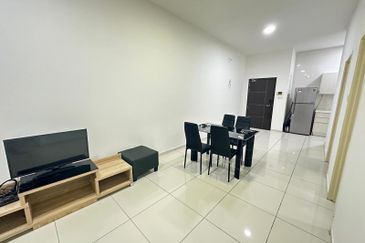 D'Summit Residences @ Kempas Utama