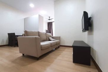 Dedaun Hijau (Greenfield Regency)