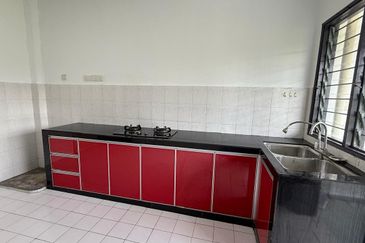 Lily & Jasmine Apartment