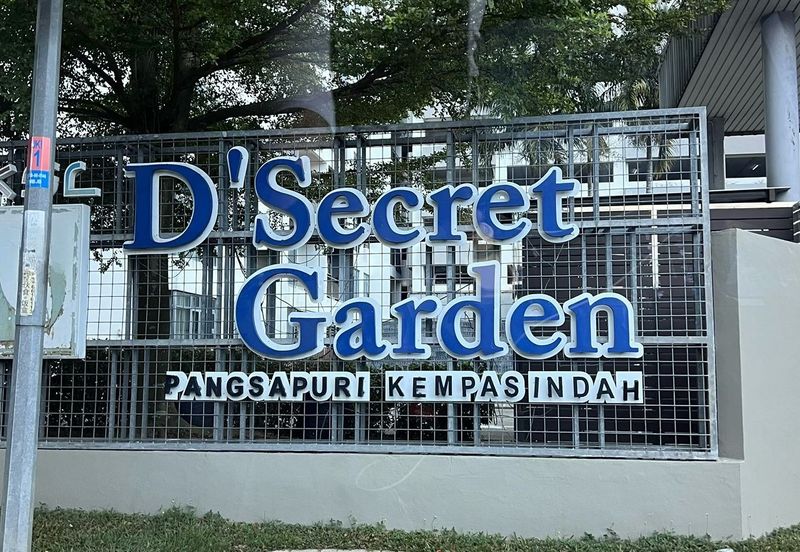 D'Secret Garden