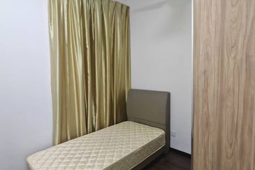 D'Summit Residences @ Kempas Utama