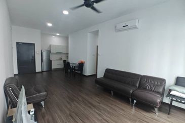 D'Summit Residences @ Kempas Utama