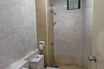 D'Summit Residences @ Kempas Utama