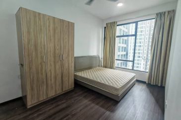 D'Summit Residences @ Kempas Utama