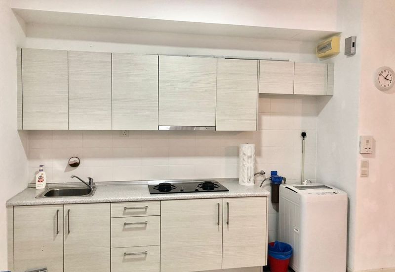 Dedaun Hijau (Greenfield Regency)