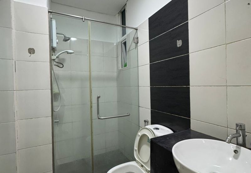 1Medini & Medini Signature