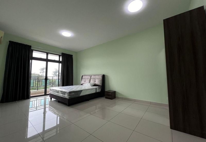 Taman Laguna Heights