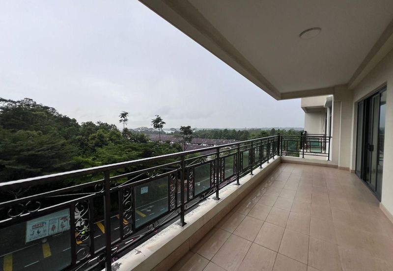 Taman Laguna Heights