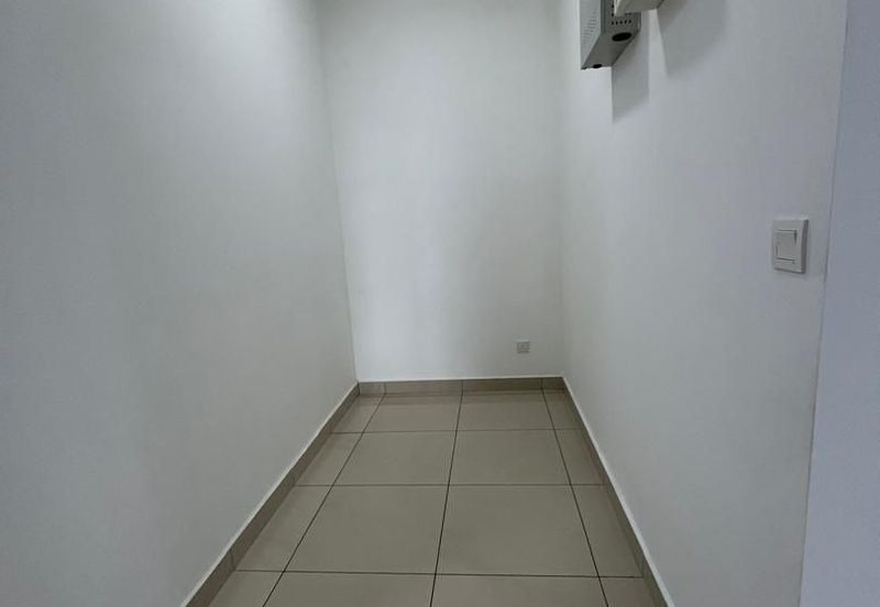 The Pinnacles (Pinnacle Tower)