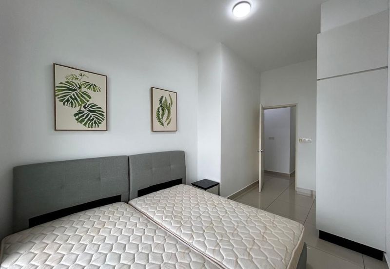 The Pinnacles (Pinnacle Tower)