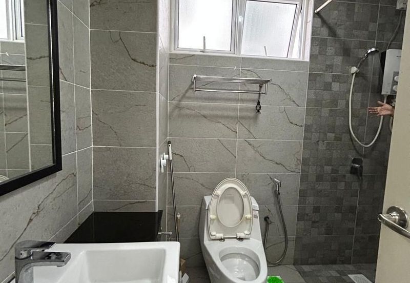 The Pinnacles (Pinnacle Tower)