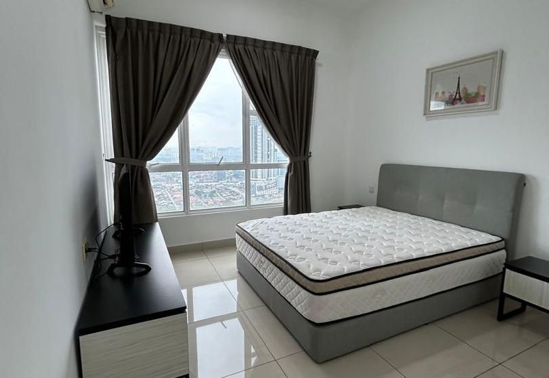 The Pinnacles (Pinnacle Tower)