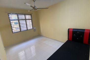 Villa Krystal, Bandar Selesa Jaya
