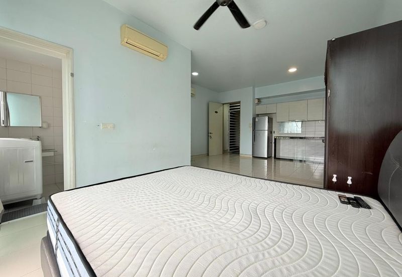 Dedaun Hijau (Greenfield Regency)