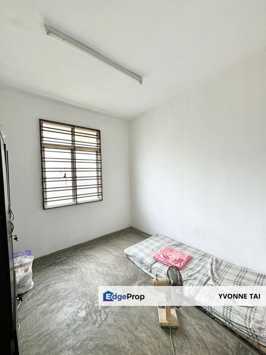 Flat Bukit Indah Level 2 For Sale, Johor, 