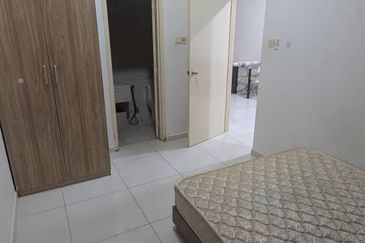 D'Summit Residences @ Kempas Utama