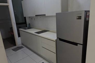 D'Summit Residences @ Kempas Utama