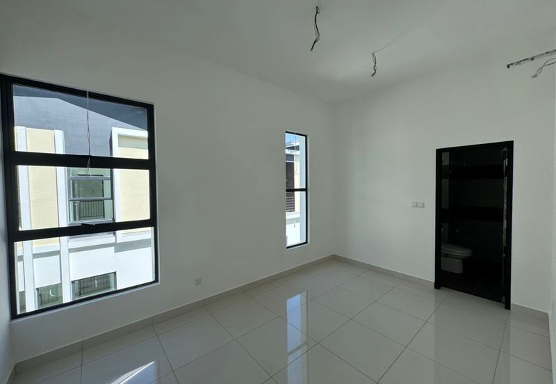 Honeydale Residence @ Taman Impian Emas