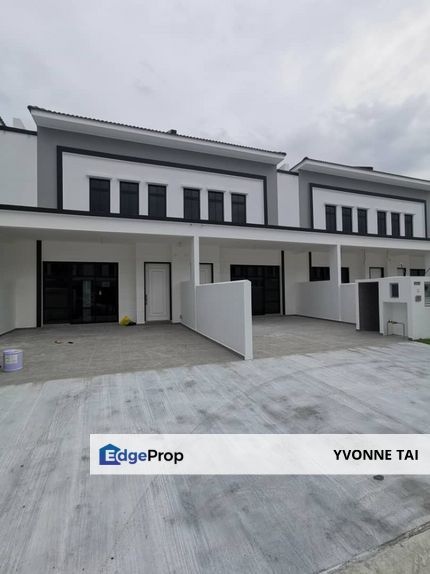 Double Storey House 4Bed 4Bath Brand New Unit, Johor, 