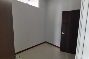 Isola Villa @ Senibong Cove