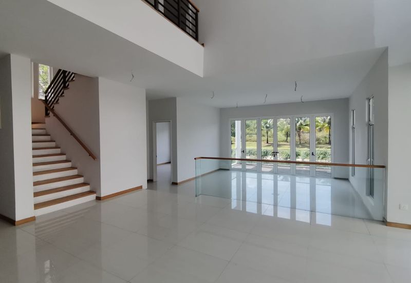 Isola Villa @ Senibong Cove