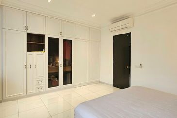 Eco Botanic 2.5 Storey Garden Superlink House For Sale