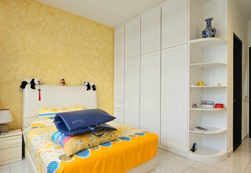 Eco Botanic 2.5 Storey Garden Superlink House For Sale