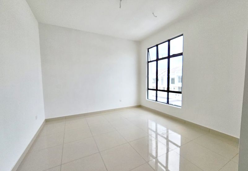 The Straits View Residences