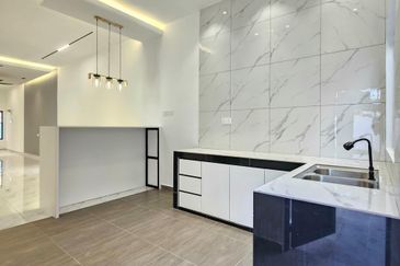 Kampung Poh Chee Leng