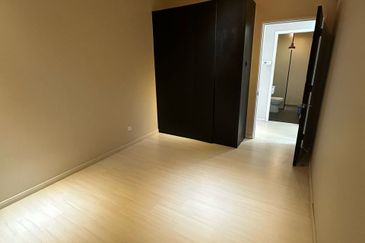 The WaterEdge Residences